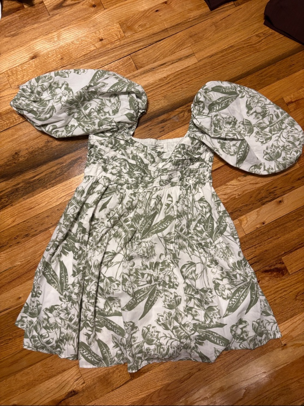 Abercrombie & Fitch White Dress with Sage Green Botanical Print